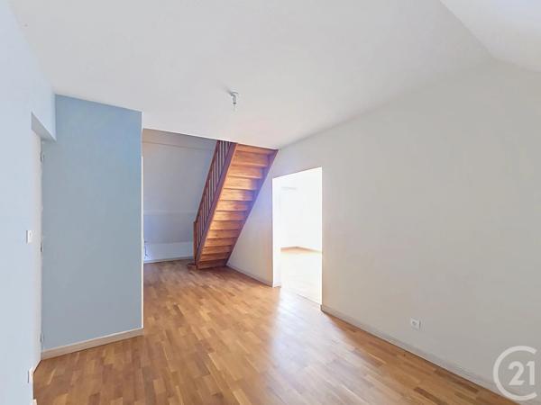 Maison à vendre  8 pièces - 202,48 m 2   LOUVIGNY  - 14