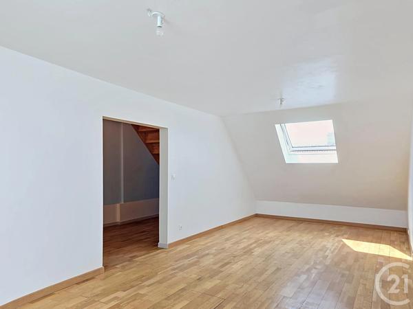 Maison à vendre  8 pièces - 202,48 m 2   LOUVIGNY  - 14