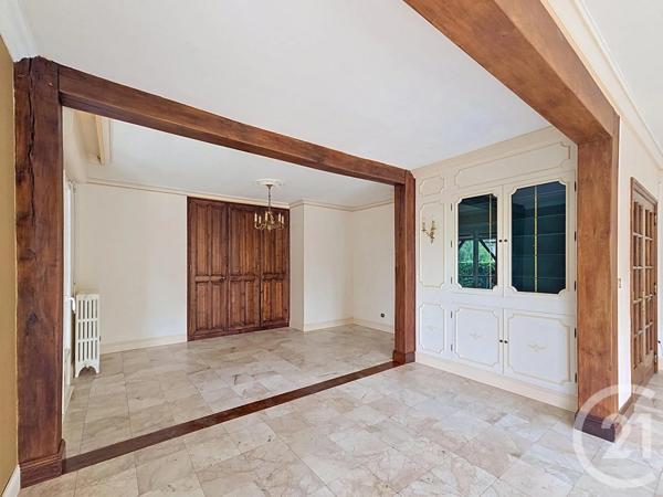 Maison à vendre  8 pièces - 202,48 m 2   LOUVIGNY  - 14