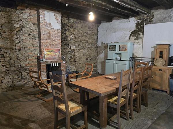 Maison à vendre |  Ladignac-le-Long |  2 pièces | 76 m²