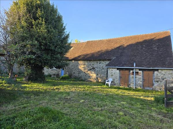 Maison à vendre |  Ladignac-le-Long |  2 pièces | 76 m²
