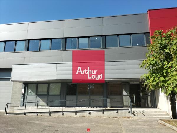 Bureaux à louer à Echirolles avec ascenseur et parkings