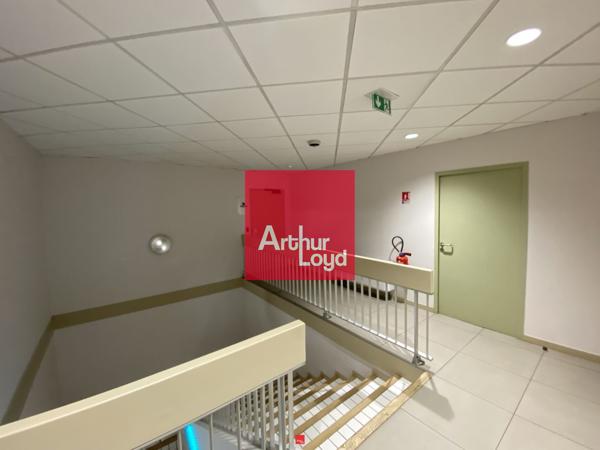 Bureaux à louer à Echirolles avec ascenseur et parkings