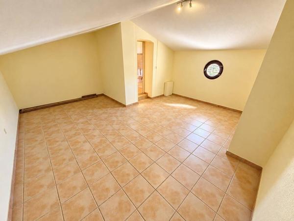 Maison spacieuse de 280 m² sur parcelle de 1760 m² à Villelongue-de-la-Salanque
