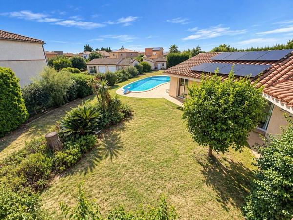 Maison spacieuse de 280 m² sur parcelle de 1760 m² à Villelongue-de-la-Salanque