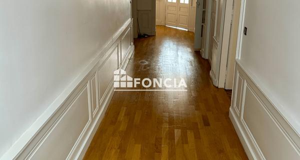 À vendre Appartement 4 pièces 143 m² - Vienne 38200