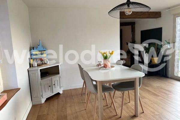 Maison à vendre 5 pièces de 90,4 m² à Forges-les-Eaux