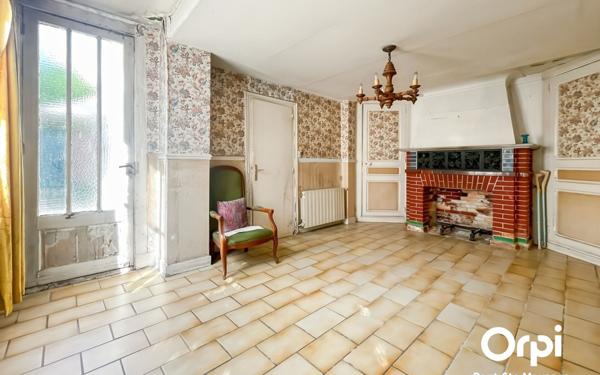 Maison à vendre    7 pièces •  Pont-Sainte-Maxence