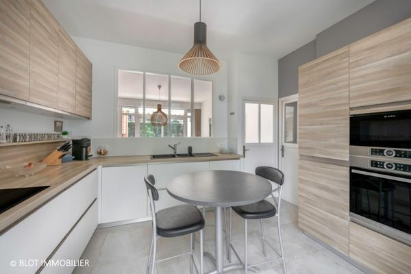 Maison 12 pièce(s)