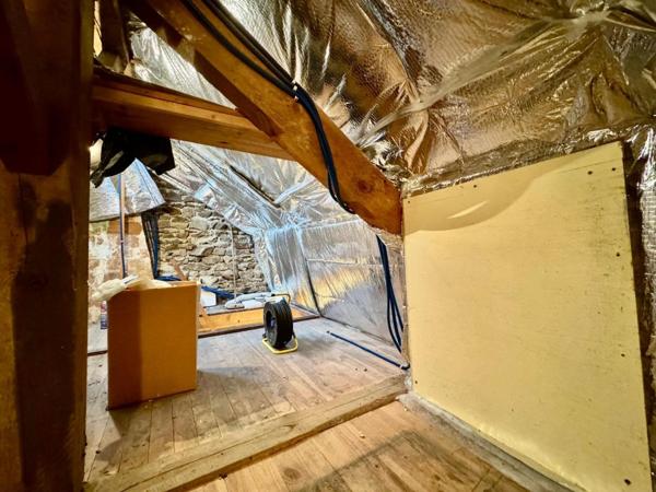 Le charme d’une maison de bourg, le confort du quotidien et la promesse d’un beau projet