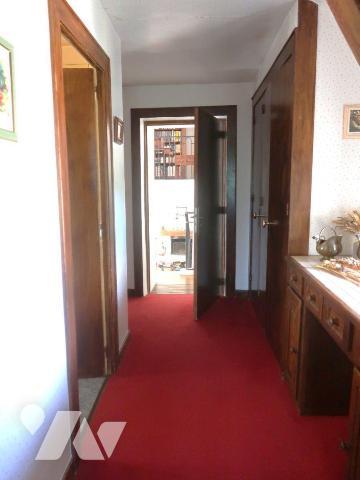 Dans parc de plus de 5.000m2, PROPRIETE comprenant :
. MAISON PRINCIPALE, ANCIENNE, d'env. 225...