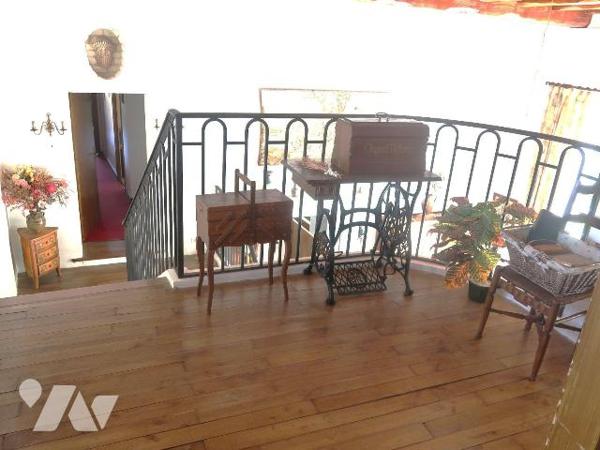 Dans parc de plus de 5.000m2, PROPRIETE comprenant :
. MAISON PRINCIPALE, ANCIENNE, d'env. 225...