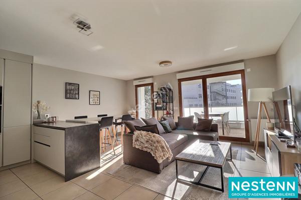 COUP DE COEUR ! Appartement de type 3 de 65.21m² avec garage fermé en sous-sol situé à Villeurbanne La Soie