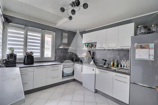 Appartement 4 pièces 90.93 m2
