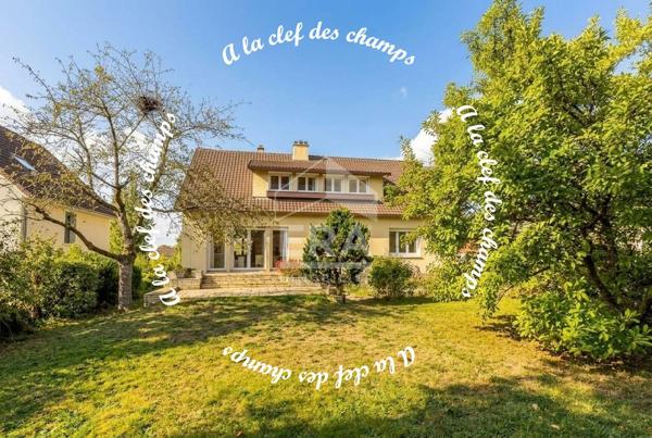 Maison St Remy Les Chevreuse 8 pièce(s) 180 m2