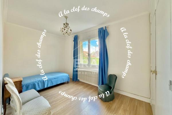 Maison St Remy Les Chevreuse 8 pièce(s) 180 m2