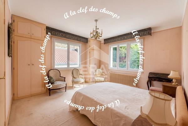 Maison St Remy Les Chevreuse 8 pièce(s) 180 m2