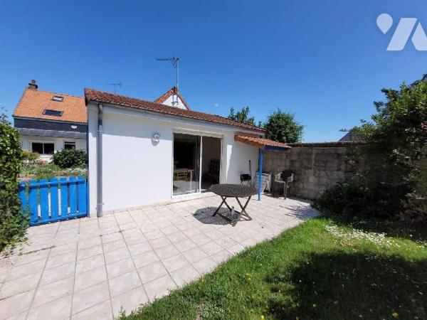 NEUFCHATEL HARDELOT, Maison d'habitation - Située au coeur du village de Neufchâtel-Hardelot, s...
