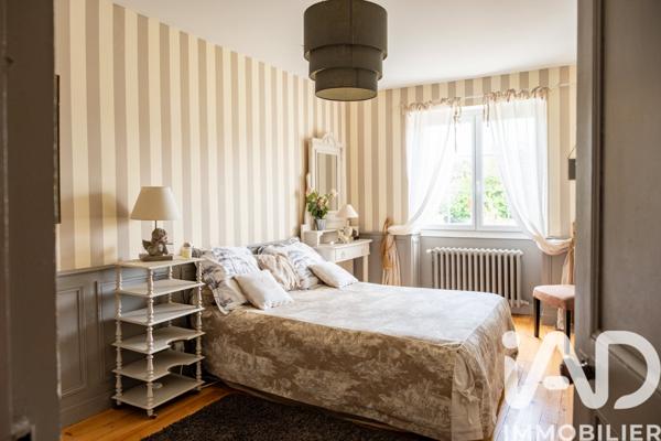 Maison à vendre 9 pièces 275 m² Sainte-Soulle