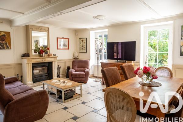 Maison à vendre 9 pièces 275 m² Sainte-Soulle