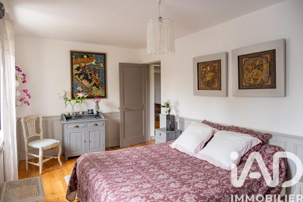 Maison à vendre 9 pièces 275 m² Sainte-Soulle