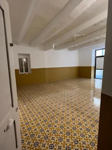 Location / Local Commercial à La Ciotat (13600)