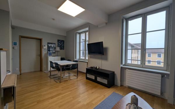 Appartement à louer    2 pièces • 44,43 m2 Lyon 5