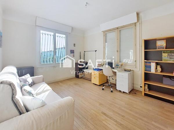 MAISON DE 210m2 - GARAGE - POSSIBILITE 2 LOGEMENTS - ROYAN (17200)