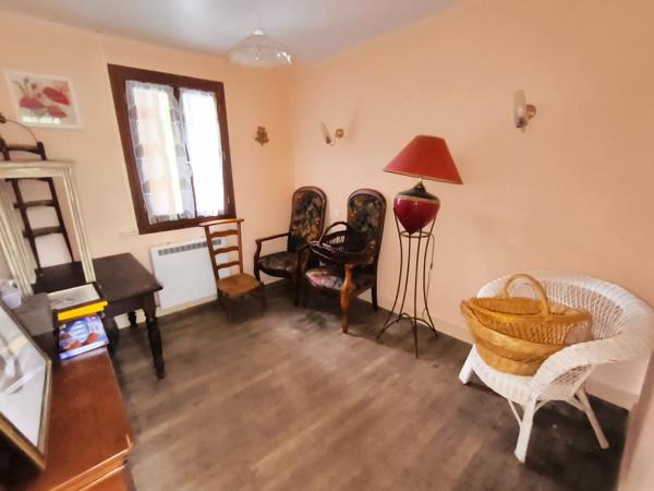 Périgourdine de 95m2 sur 3571m2 proche commodités