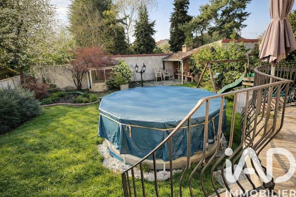 Maison à vendre 5 pièces 163,31 m² Noisy-le-Sec