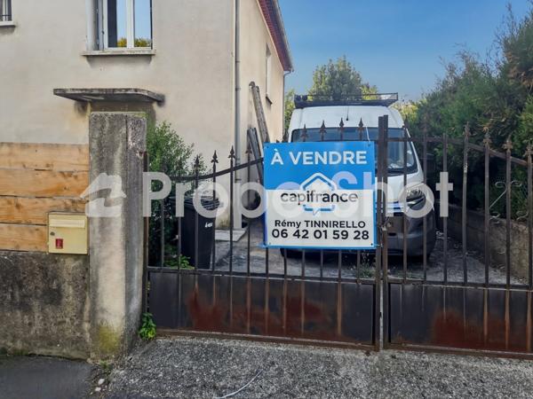 Dpt Gard (30), à vendre secteur Chantilly belle maison 84m² habitable sur un terrain clos de 469m² et 85m² environ supplémentaires aménageable et garage.