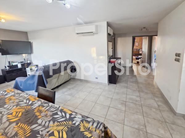 Dpt Gard (30), à vendre secteur Chantilly belle maison 84m² habitable sur un terrain clos de 469m² et 85m² environ supplémentaires aménageable et garage.