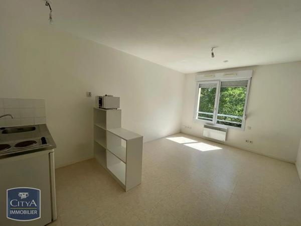 Appartement à louer 1 pièce 23.68m² Le Mans (72000)