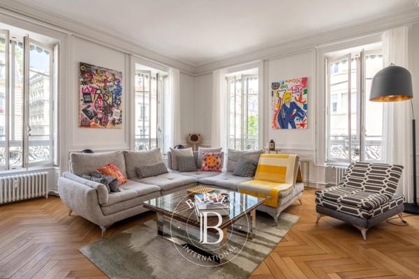 Lyon 6ème, Appartement 4 Chambres -  238 m² à vendre
