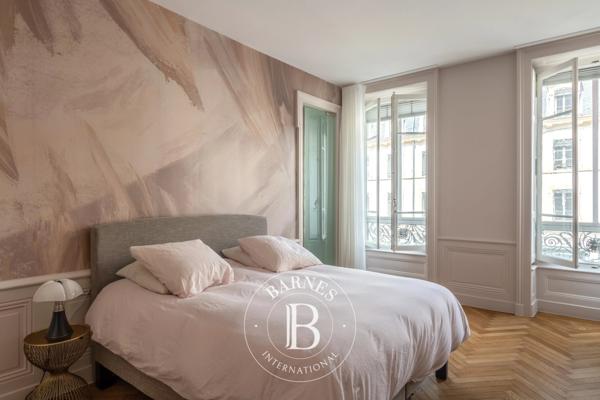 Lyon 6ème, Appartement 4 Chambres -  238 m² à vendre
