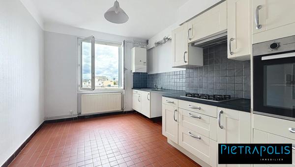 LYON 3 LAFAYETTE- T3 de 75m² - Etage élevé
