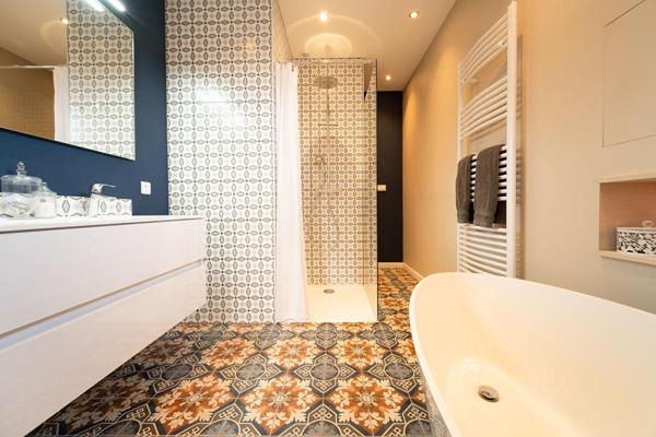 Ensemble immobilier Sézanne 14 pièces 334 m2