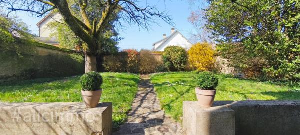 Ensemble immobilier Sézanne 14 pièces 334 m2