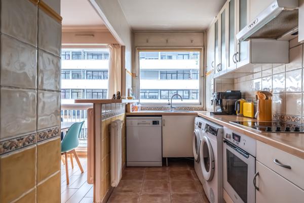 Paris (75020) PARIS 20EME ARRONDISSEMENT, 3 pièces, proche métro Saint-Fargeau (ligne 3bis)