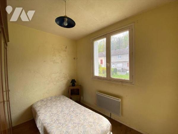 Maison à Vendre à Saint-Cernin (15310) en Cantal (15)

Cette maison dispose d'une surface hab...