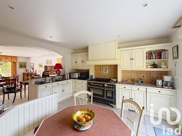 Maison à vendre 9 pièces 187 m² Montlignon