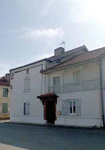 Maison de village belle superficie de 121 m²