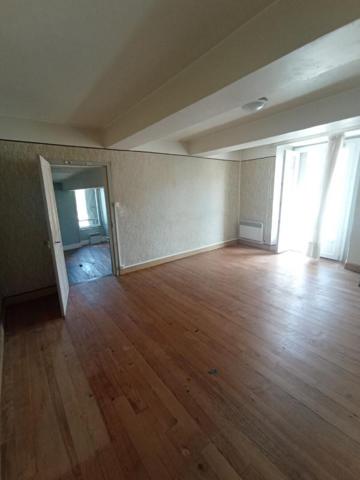 Maison de village belle superficie de 121 m²