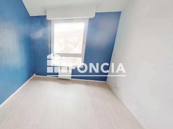 Location Appartement 2 pièces 46.26 m² - 45 RUE DE LA LOUVIERE Lille 59800