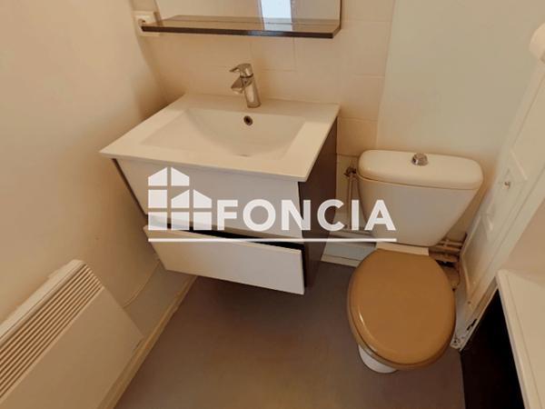 Location Appartement 2 pièces 46.26 m² - 45 RUE DE LA LOUVIERE Lille 59800