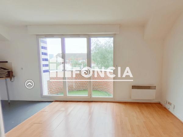 Location Appartement 2 pièces 46.26 m² - 45 RUE DE LA LOUVIERE Lille 59800
