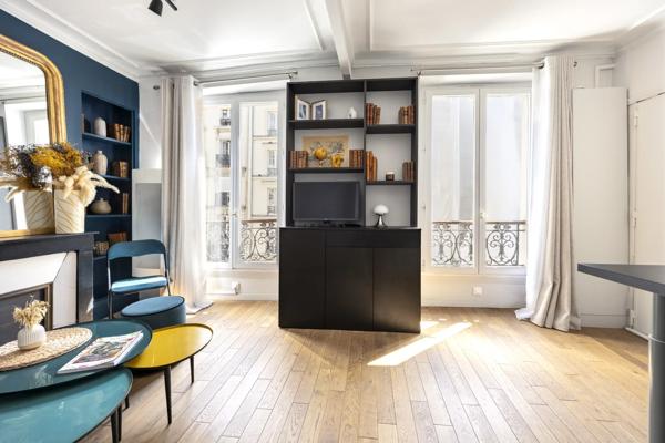 Appartement Paris 18 e - ABBESSES / RAVIGNAN
