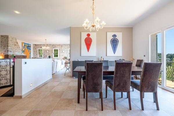 Vente Villa de luxe Nice 8 Pièces 236.7 m²