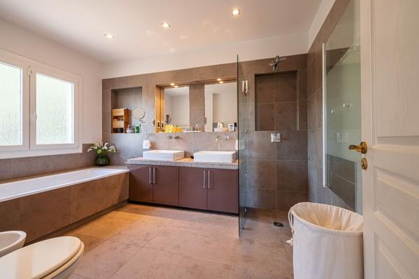 Vente Villa de luxe Nice 8 Pièces 236.7 m²