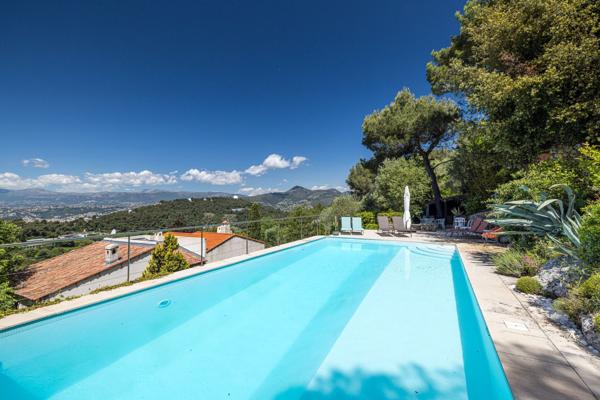 Vente Villa de luxe Nice 8 Pièces 236.7 m²